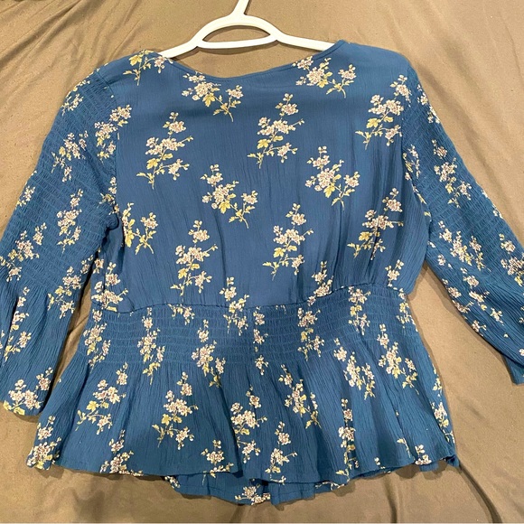 Dusty blue peplum top - Picture 2 of 5